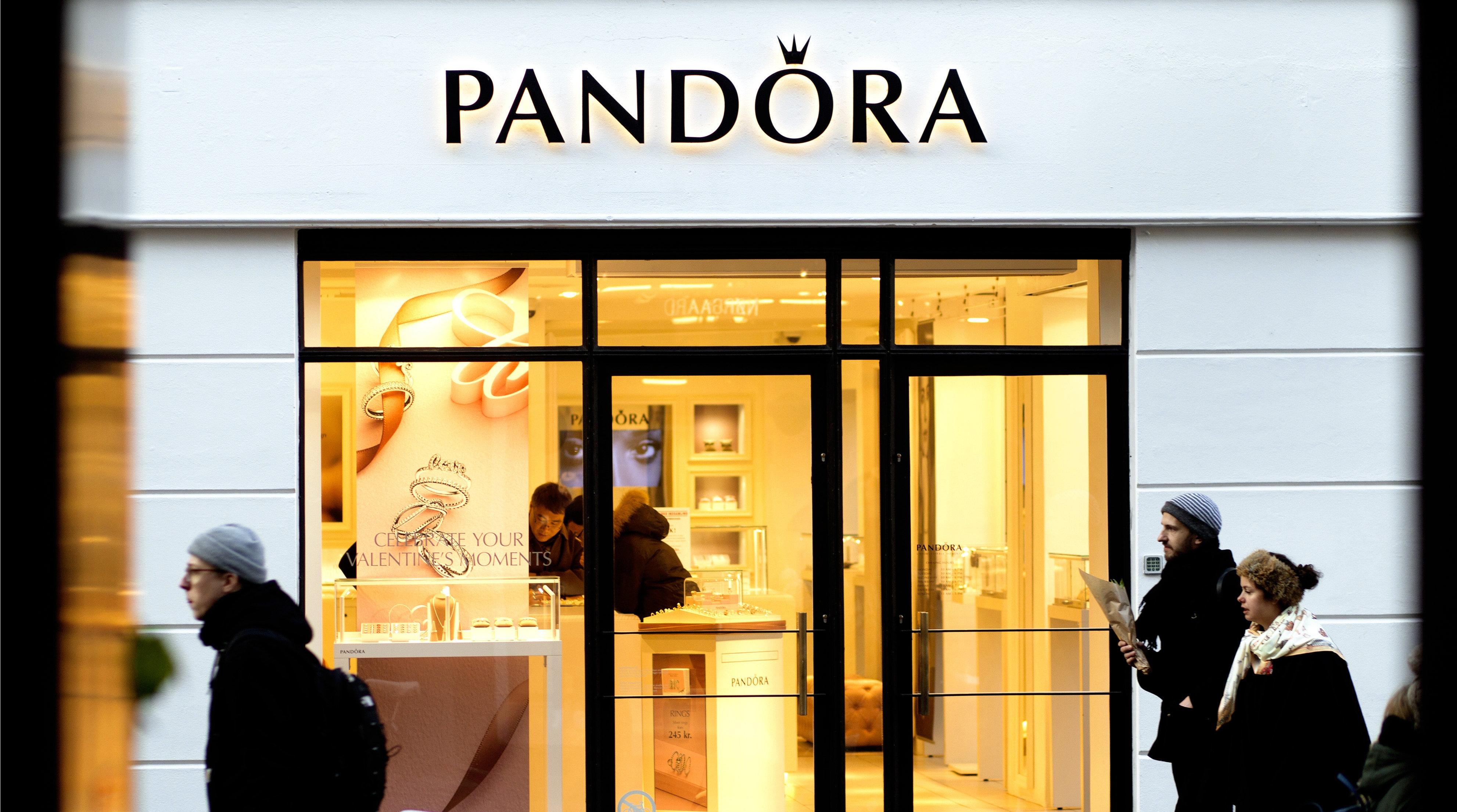 Lukkede butikker bider stor Pandoras overskud - RetailNews