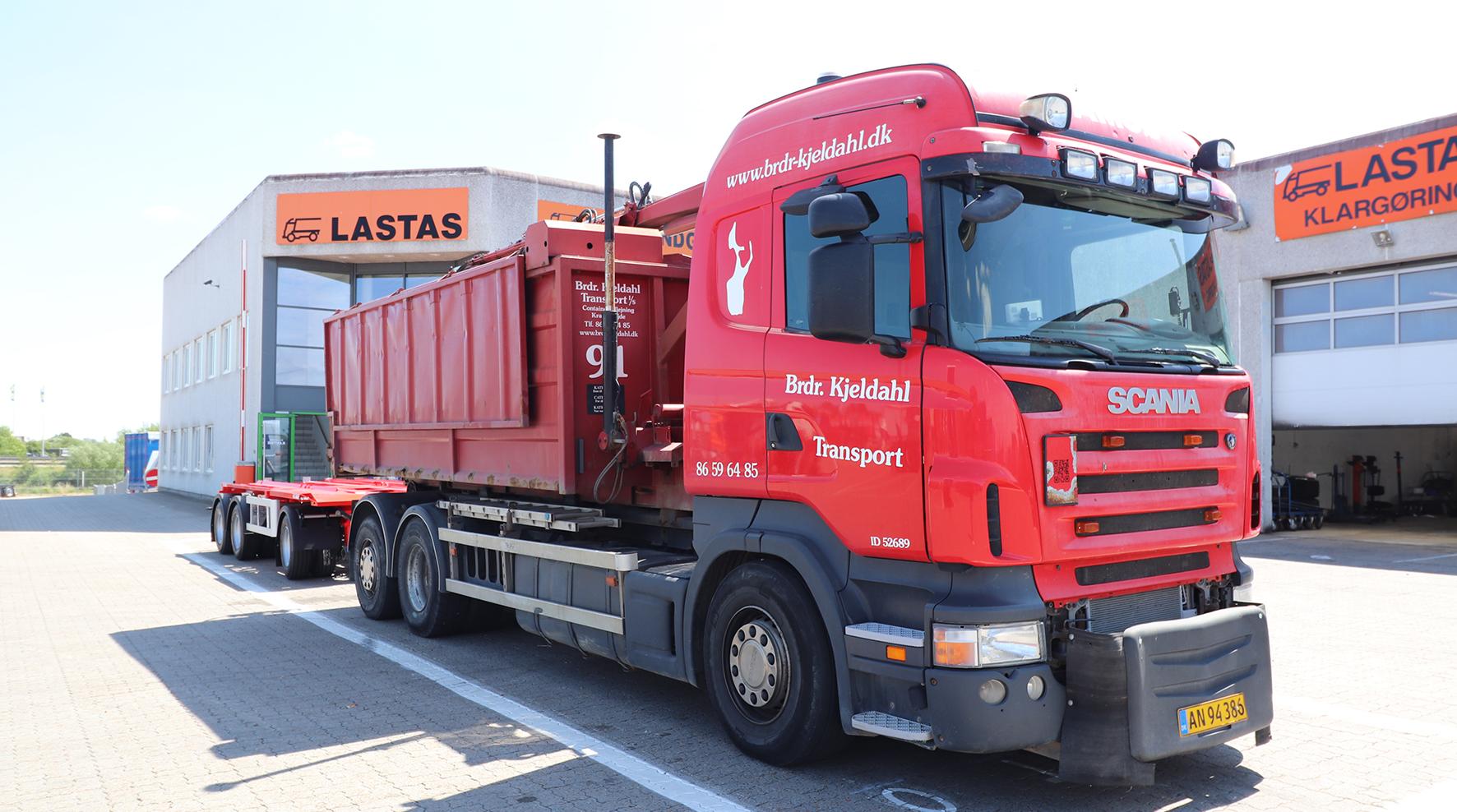 Brdr. Kjeldahl I/S er kørt med 2 nye KelBerg 3 akslet