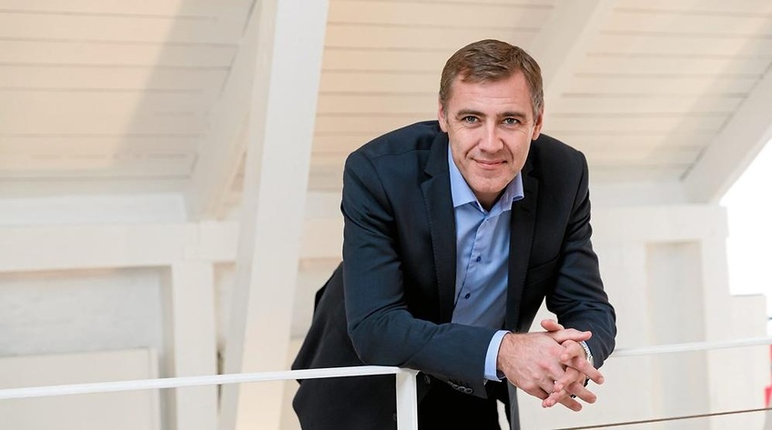 Dating ældre fyr i college