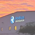 Radius Aerospace har tillverkningsenheter i både England och USA.