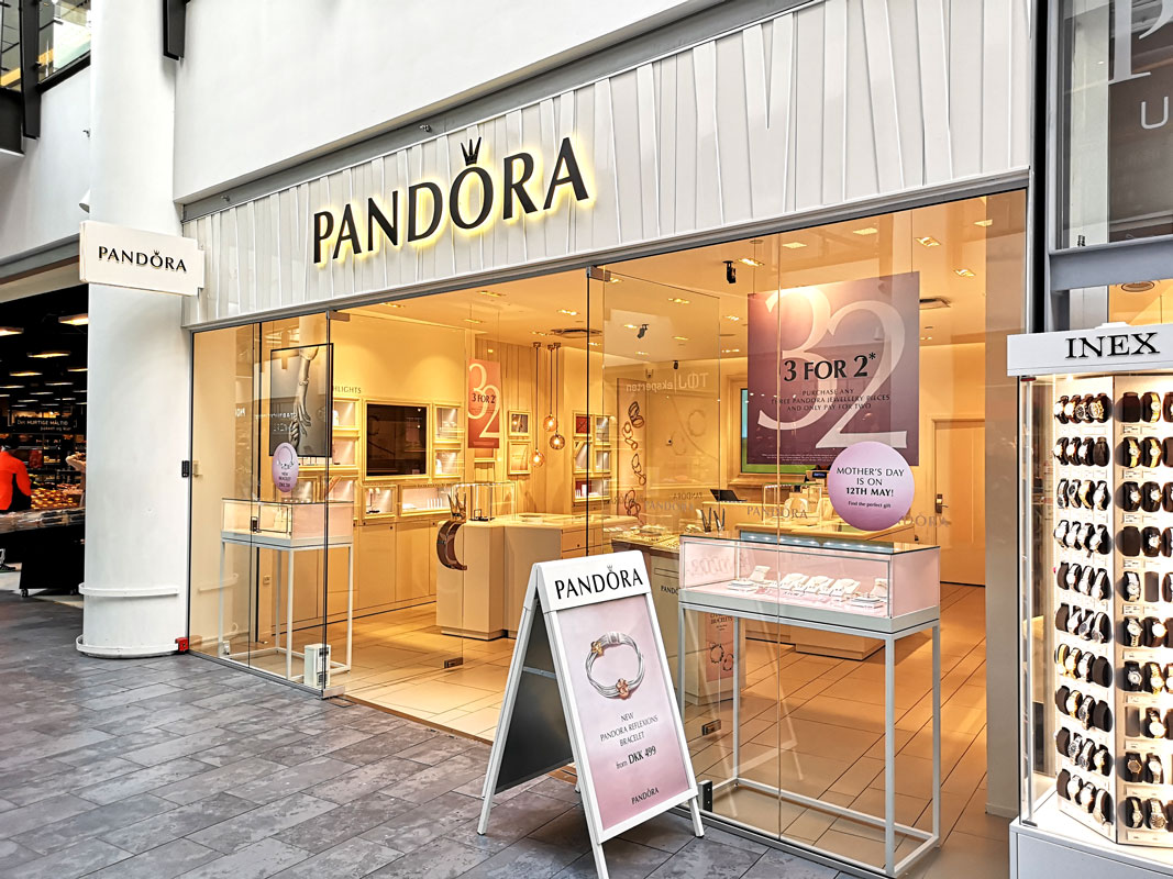 Miljøvenlig Arbejdskraft panik Pandora taber penge midt i sin store rebranding