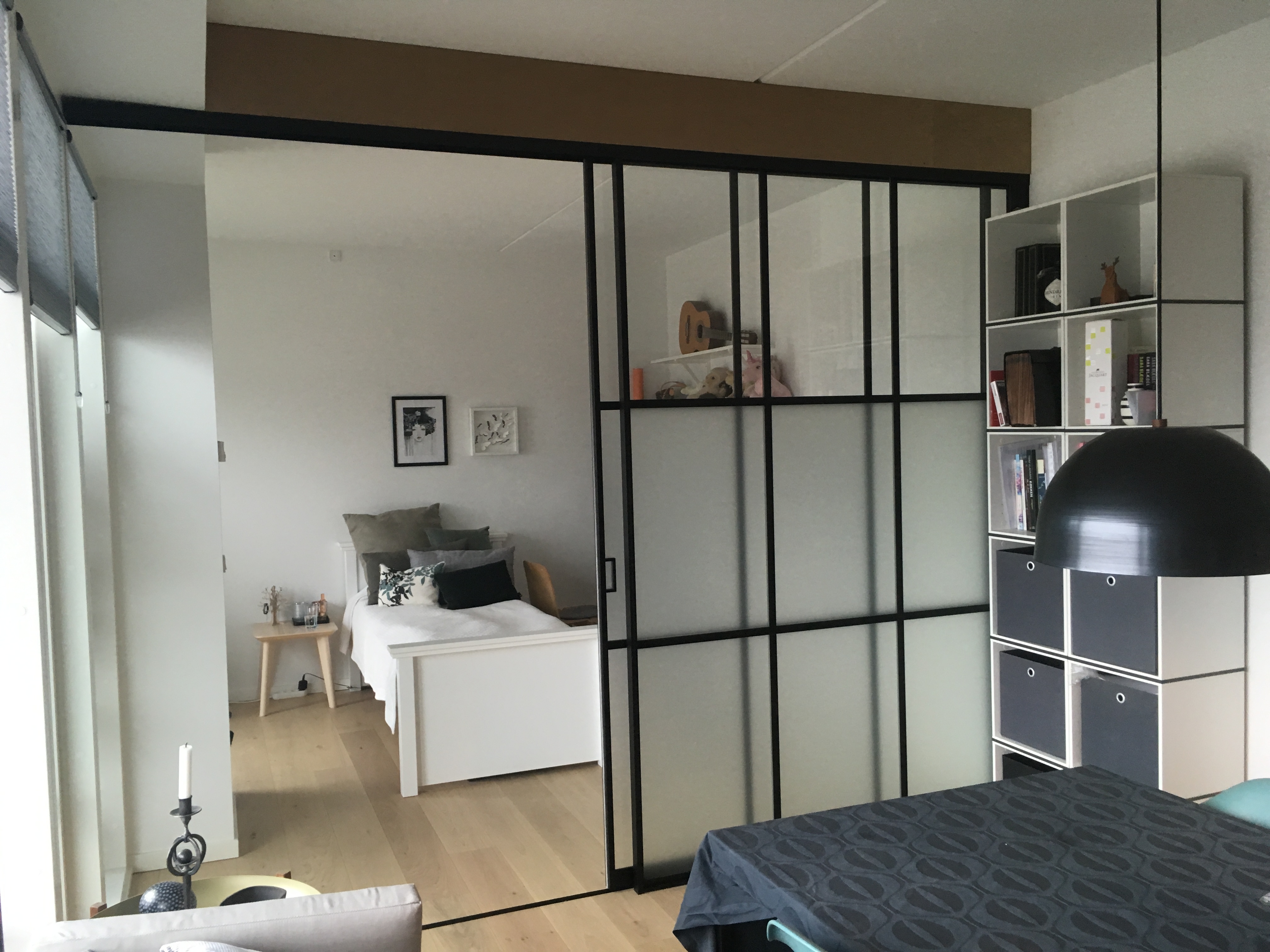 Glass wall with the industrial new yorker look nordic design news Varme pladertil skråvæg