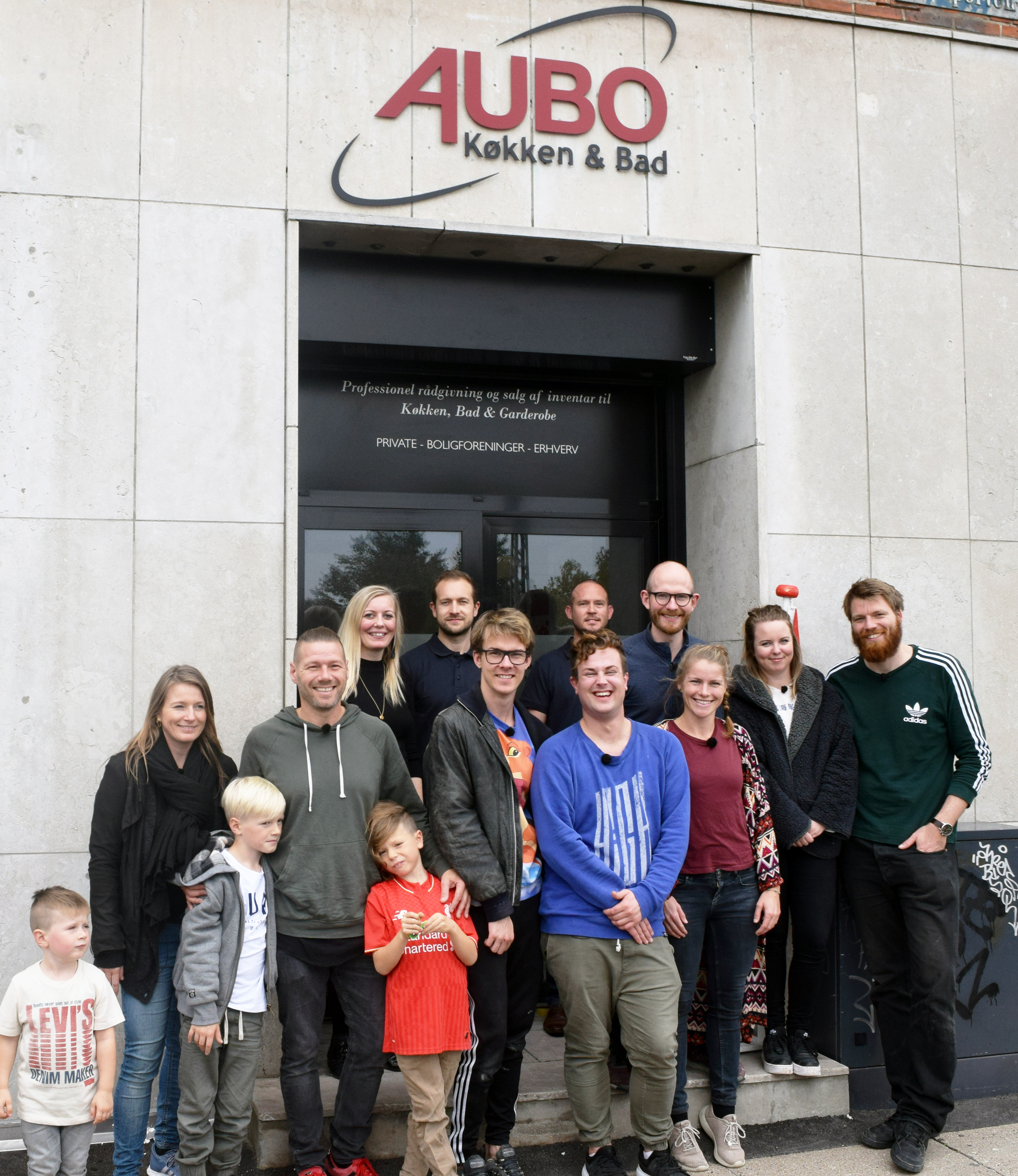 Aubo gentager tv succes wood supply dk Tv 2 køkken