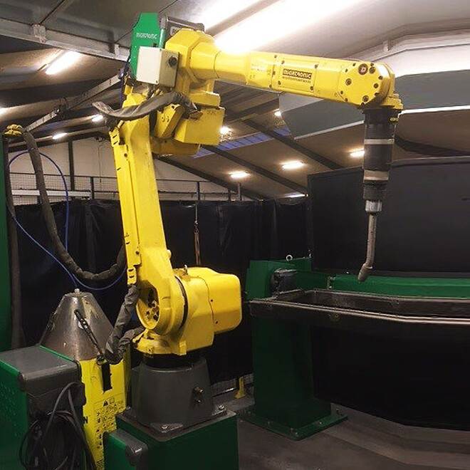 MIGATRONIC robotsvejseanlæg med FANUC industrirobot