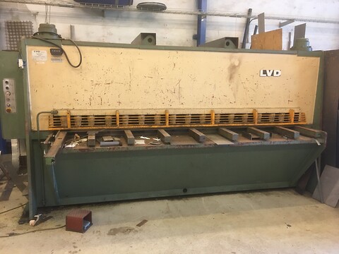 Brugt LVD maskinsaks 3100x13MM sælges