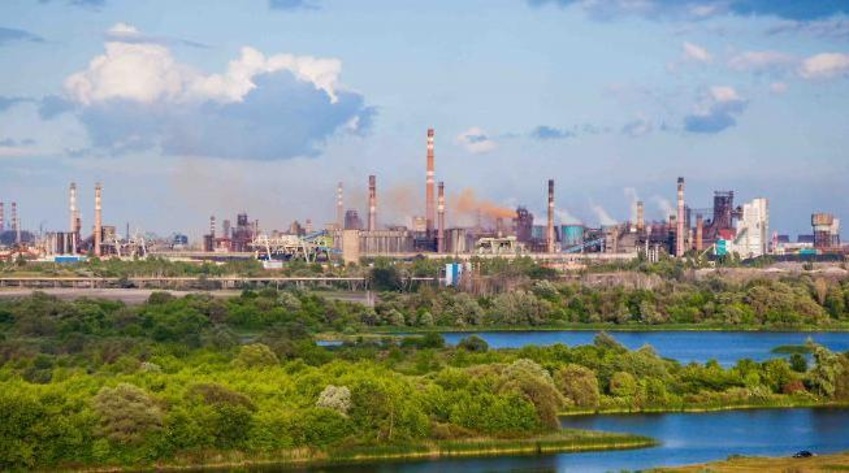 Ukraina angrep russisk stålverk