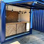 Lej en specialbygget event container hos DC-Supply A/S