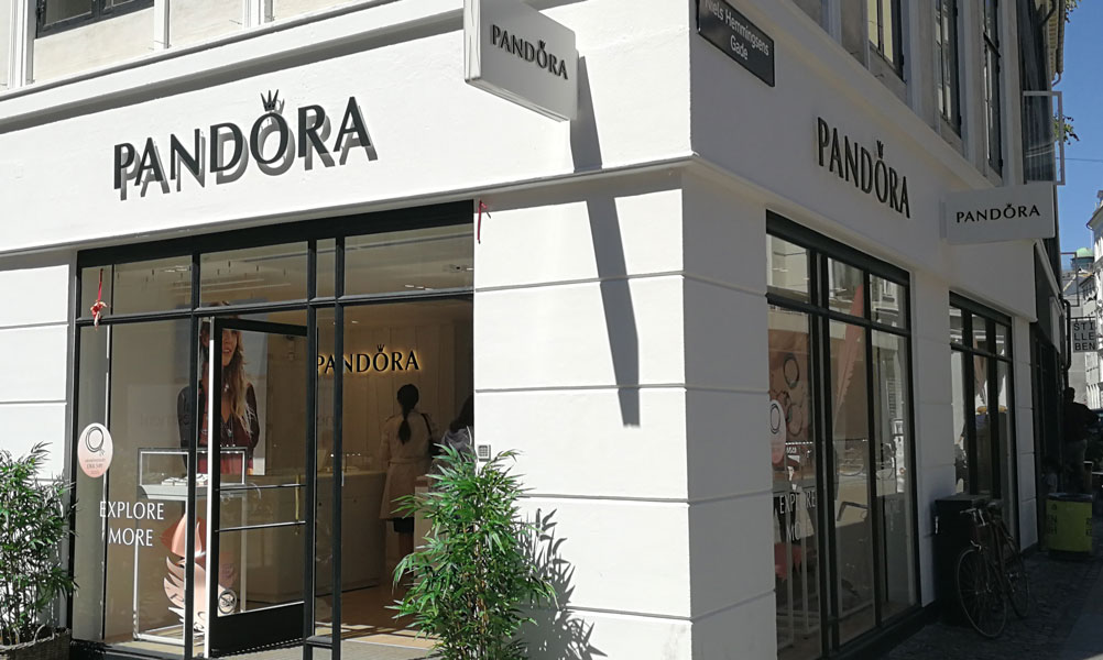Rædselsår Pandora-aktionærer milliarder om måneden - RetailNews