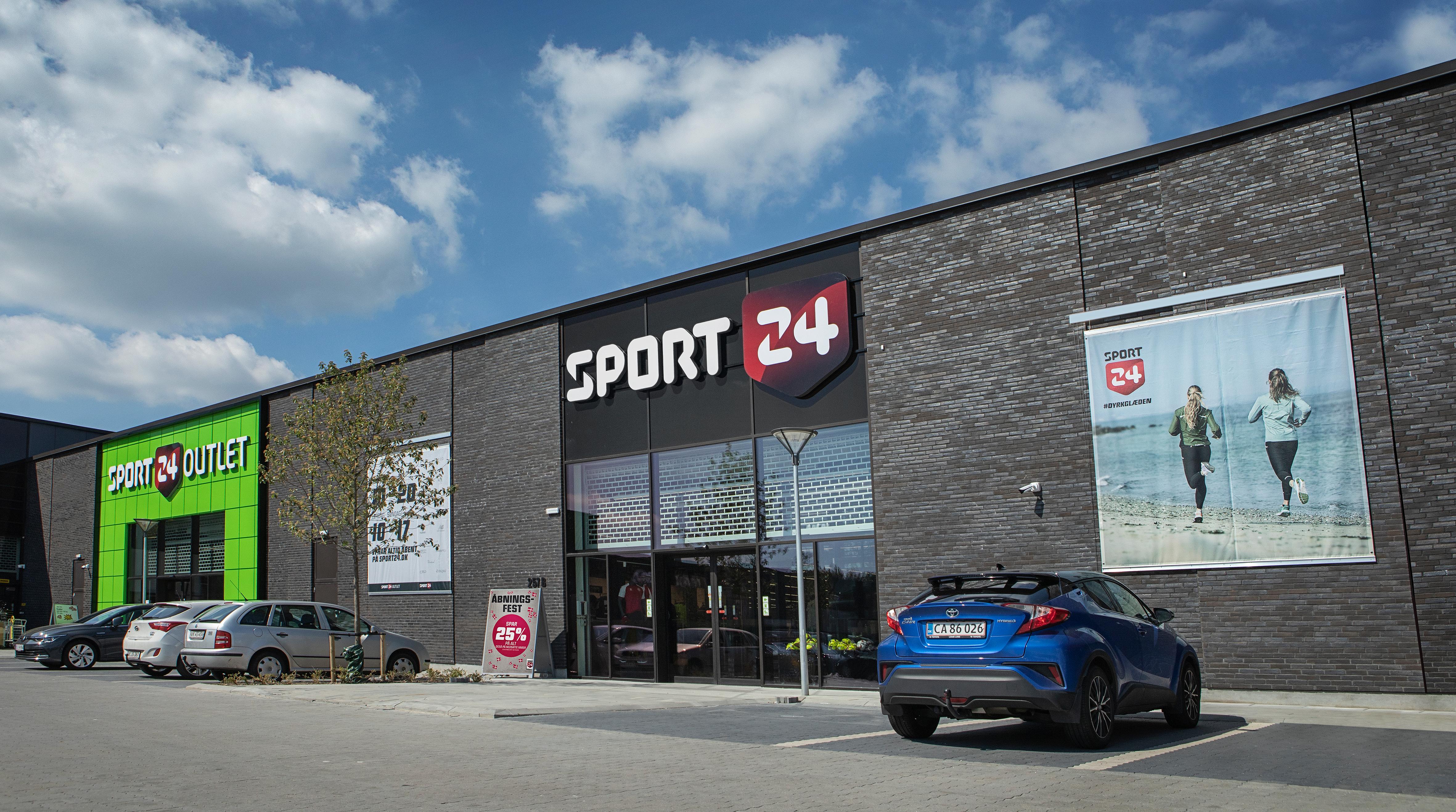 kæmpe stor sang sadel Vækstkomet åbner Danmarks største sportsbutik
