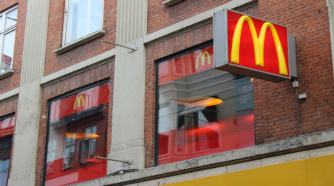 to uger Pjece cowboy McDonald's satser stort i sine danske butikker - Food Supply DK